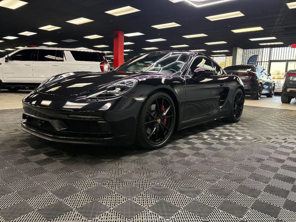 Used 2018 Porsche 718 Cayman GTS image 7