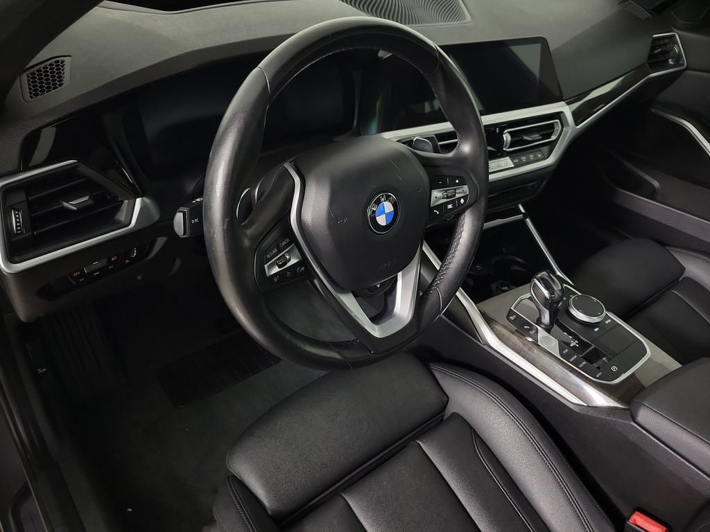 Used 2020 BMW 330i xDrive Sedan w/ Premium Package AWD/4WD image 16