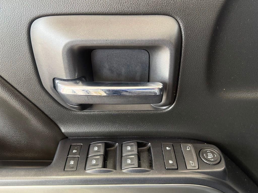 Used 2018 Chevrolet Silverado 1500 LT w/ Texas Edition RWD image 31