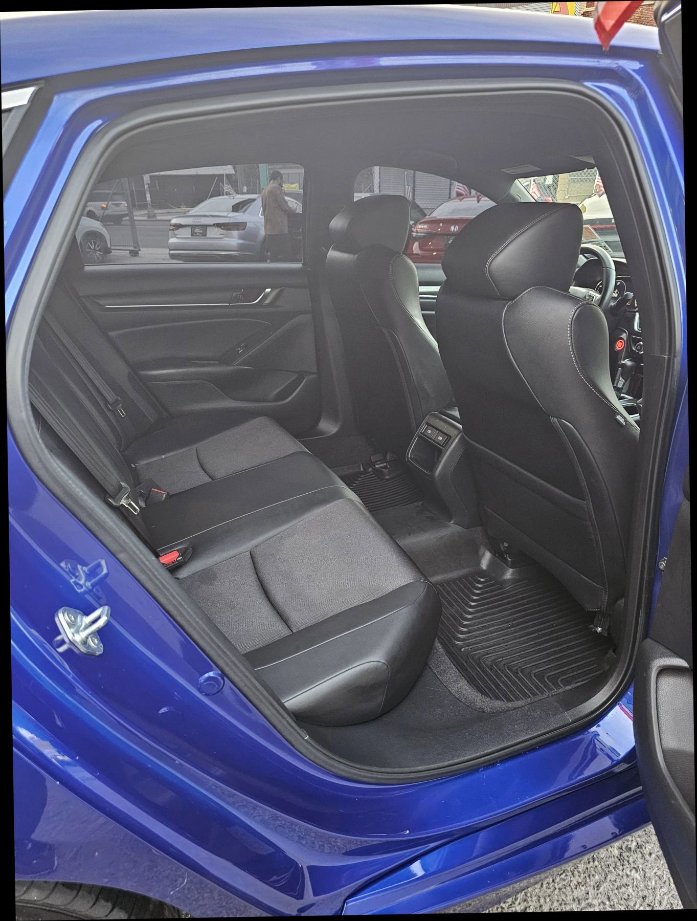 Used 2022 Honda Accord Sport image 10
