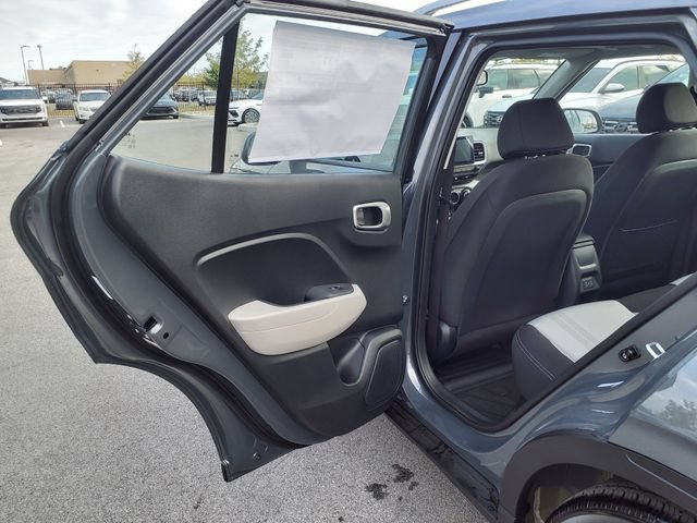 Certified 2026 Hyundai Venue SEL FWD image 29