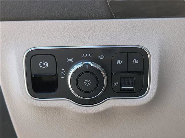 Used 2022 Mercedes-Benz GLA 250 image 11