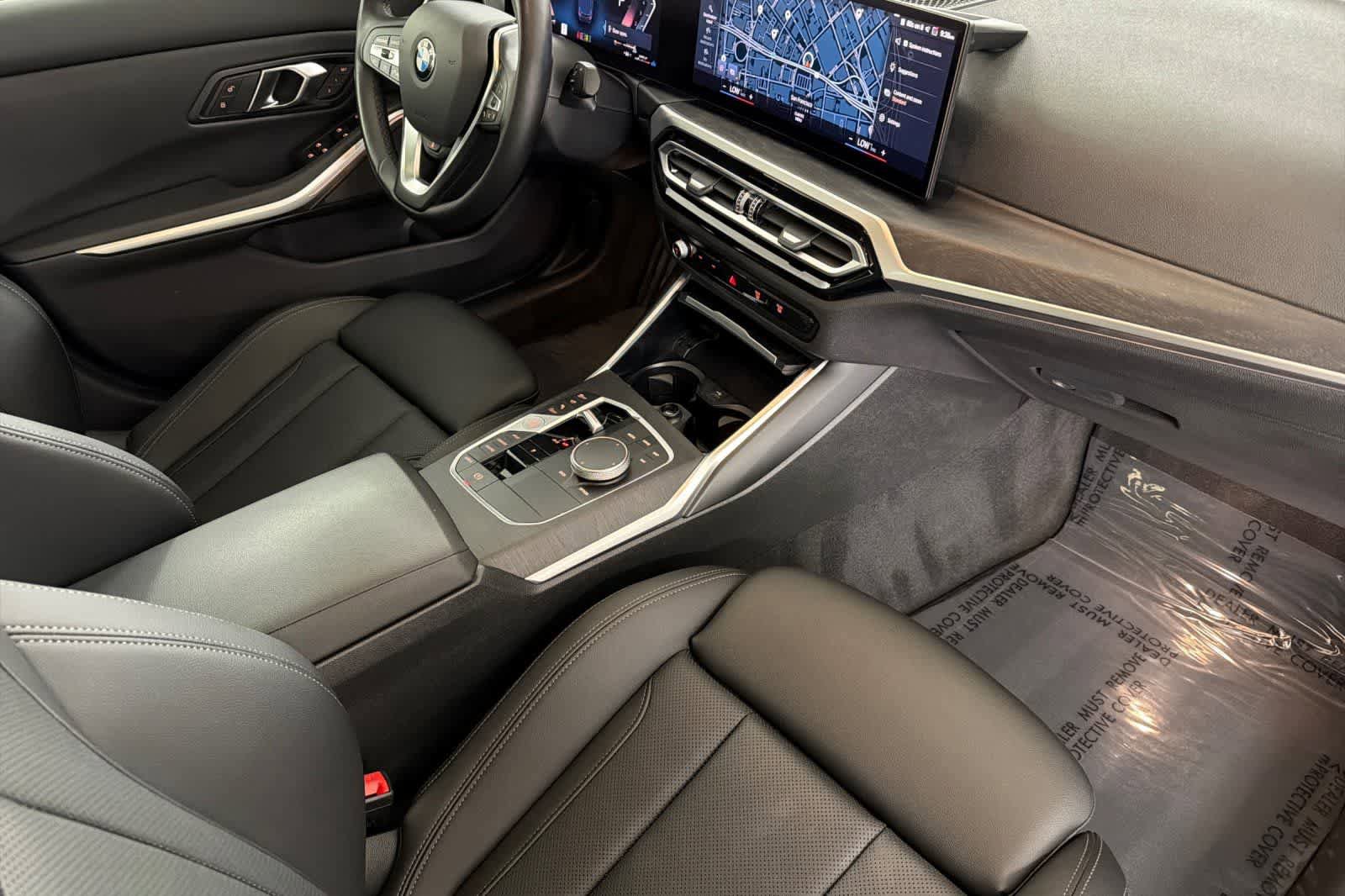 Used 2024 BMW 330i Sedan w/ Premium Package RWD image 15