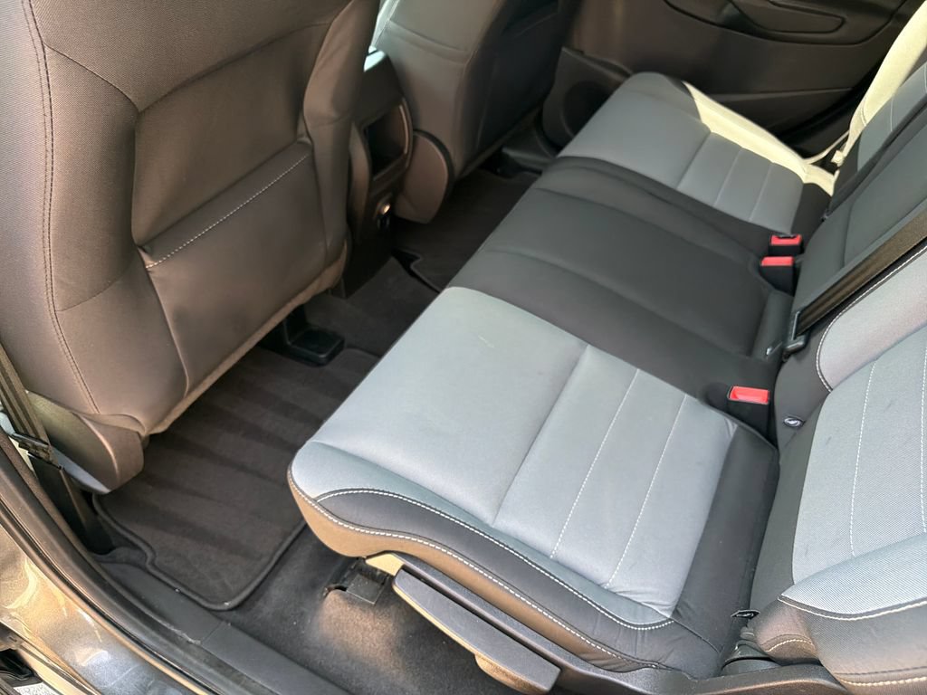 Used 2015 Ford Escape SE FWD image 30