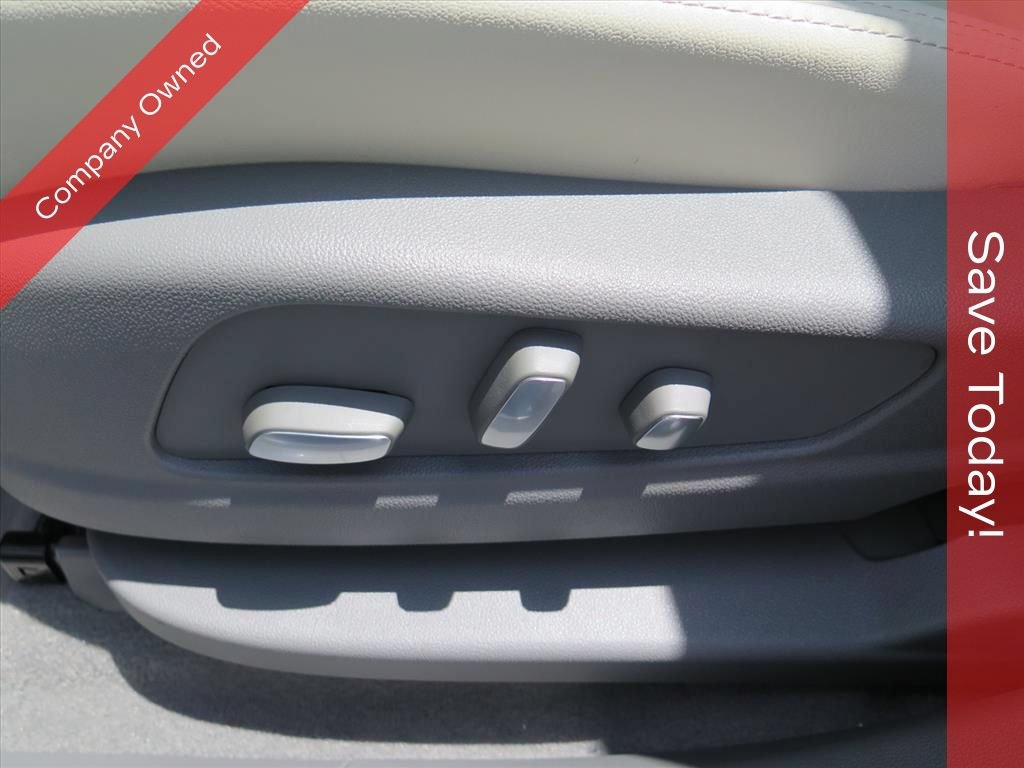 New 2026 Cadillac XT5 Premium Luxury w/ Driver Assist Package FWD image 13