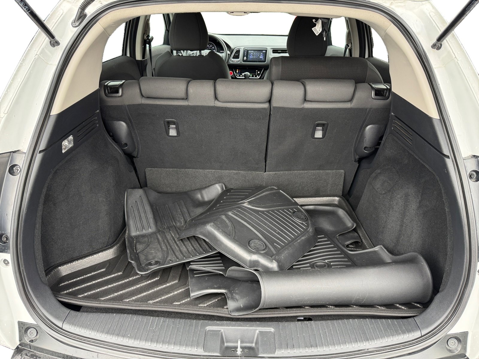 Used 2021 Honda HR-V EX image 17