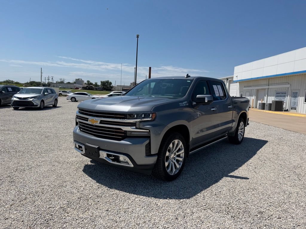 Used 2020 Chevrolet Silverado 1500 High Country w/ Technology Package AWD/4WD image 7