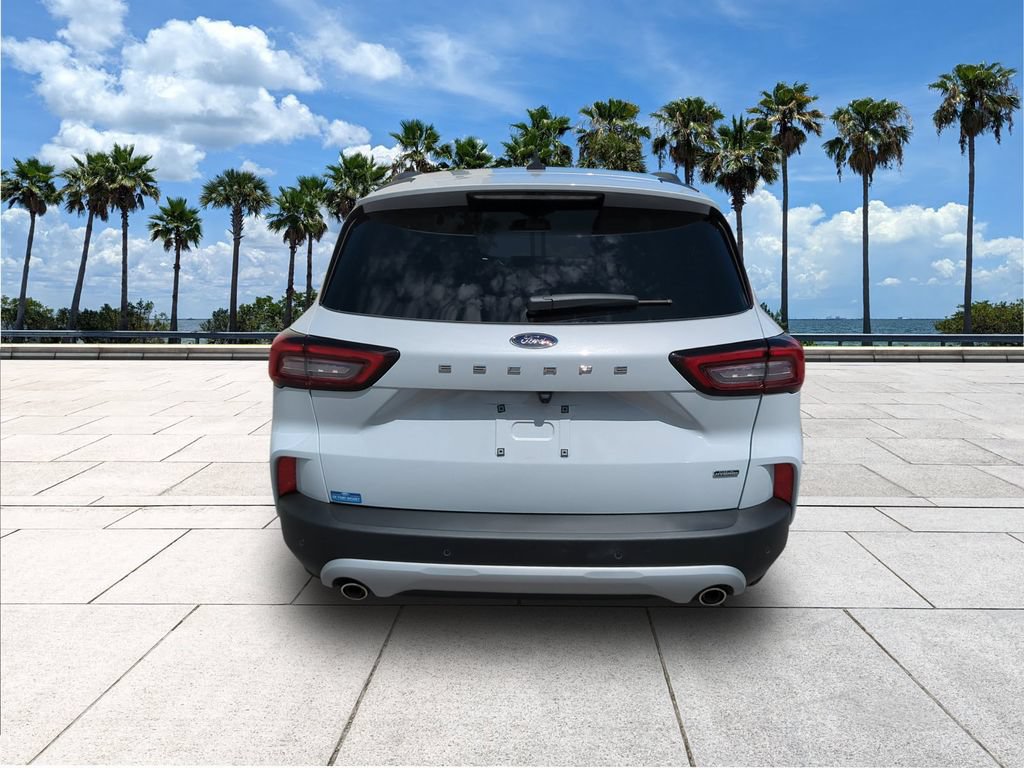 Used 2026 Ford Escape SE w/ PHEV Premium Package FWD image 8