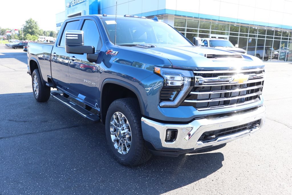 New 2026 Chevrolet Silverado 3500 LTZ w/ LTZ Plus Package AWD/4WD image 2