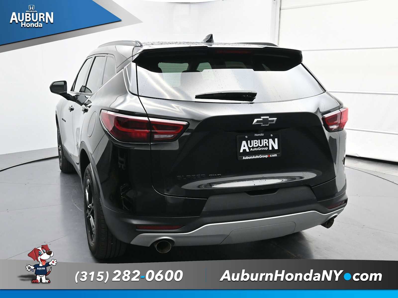 Used 2025 Chevrolet Blazer LT w/ Convenience Package image 11