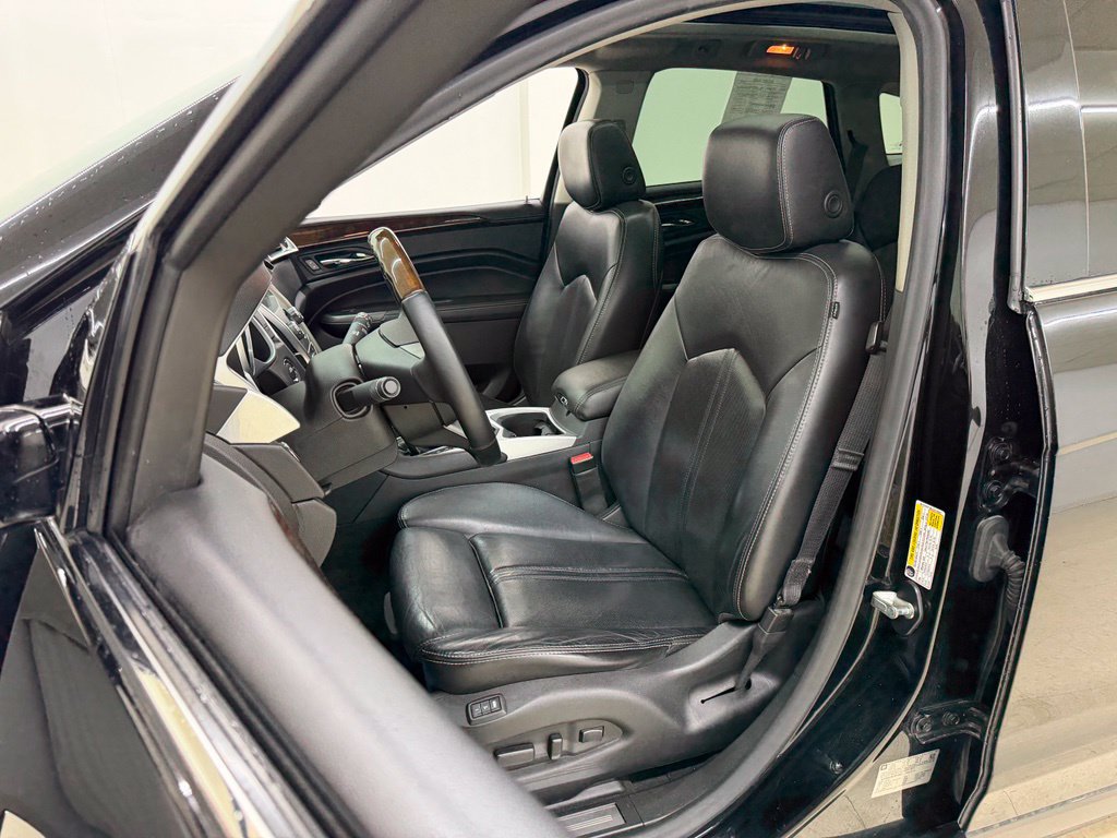 Used 2012 Cadillac SRX Luxury AWD/4WD image 19