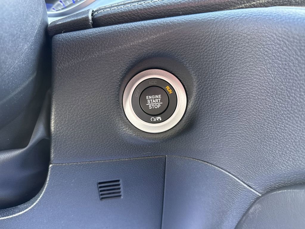 New 2026 Chrysler Pacifica Limited w/ Trailer Tow Group image 20