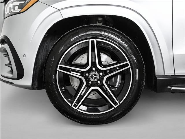 Certified 2026 Mercedes-Benz GLS 450 4MATIC image 27