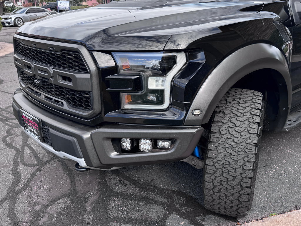 Used 2017 Ford F150 Raptor w/ Equipment Group 801A Mid AWD/4WD image 5