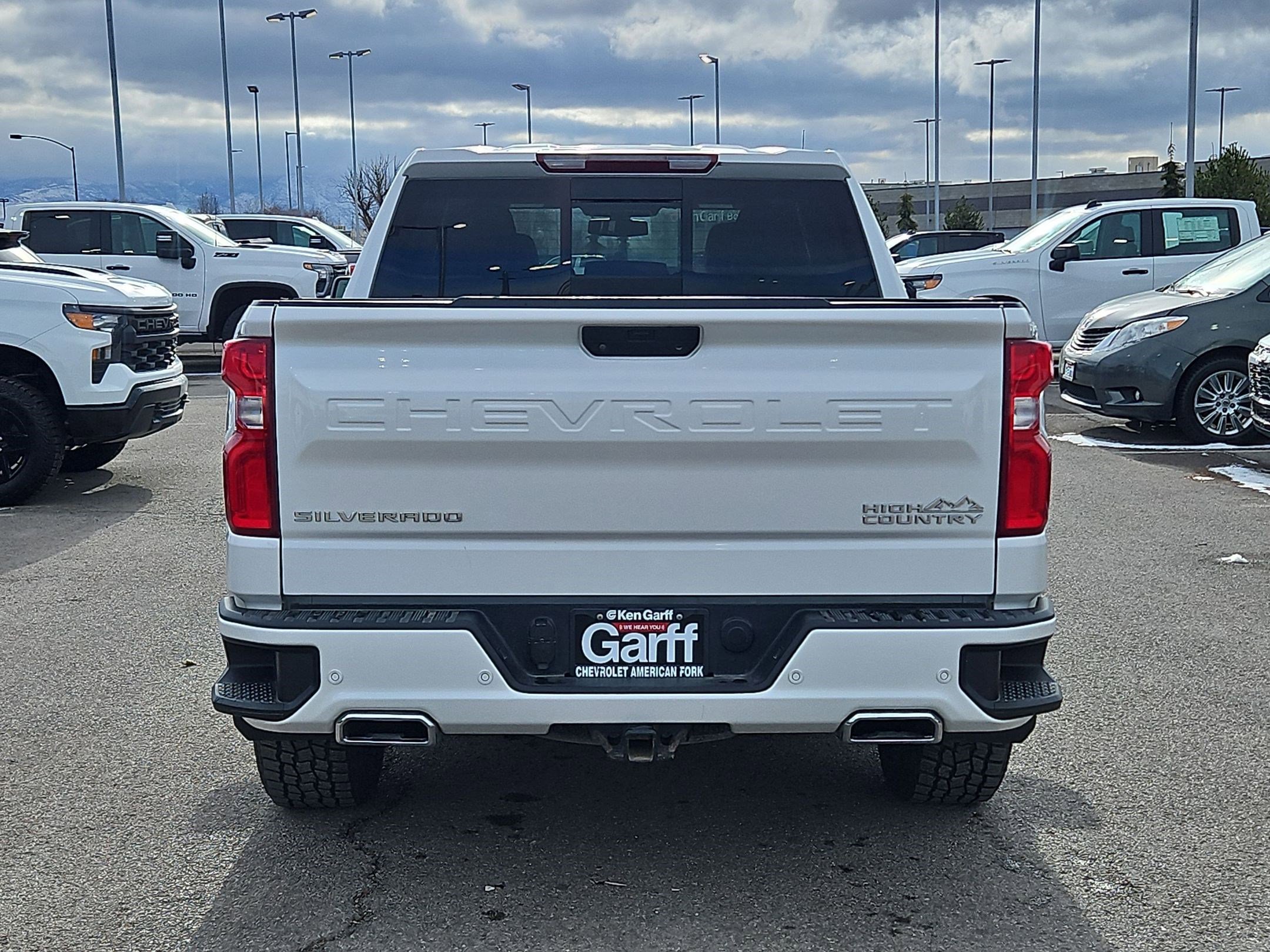 Used 2021 Chevrolet Silverado 1500 High Country w/ Z71 Off-Road Package AWD/4WD image 4