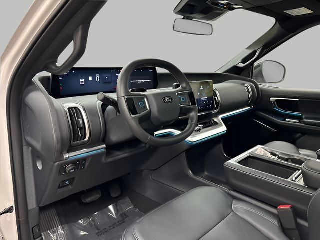 New 2026 Ford Expedition Max Platinum w/ Stealth Appearance Package image 17