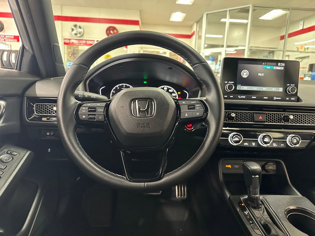 Used 2025 Honda Civic Sport image 15