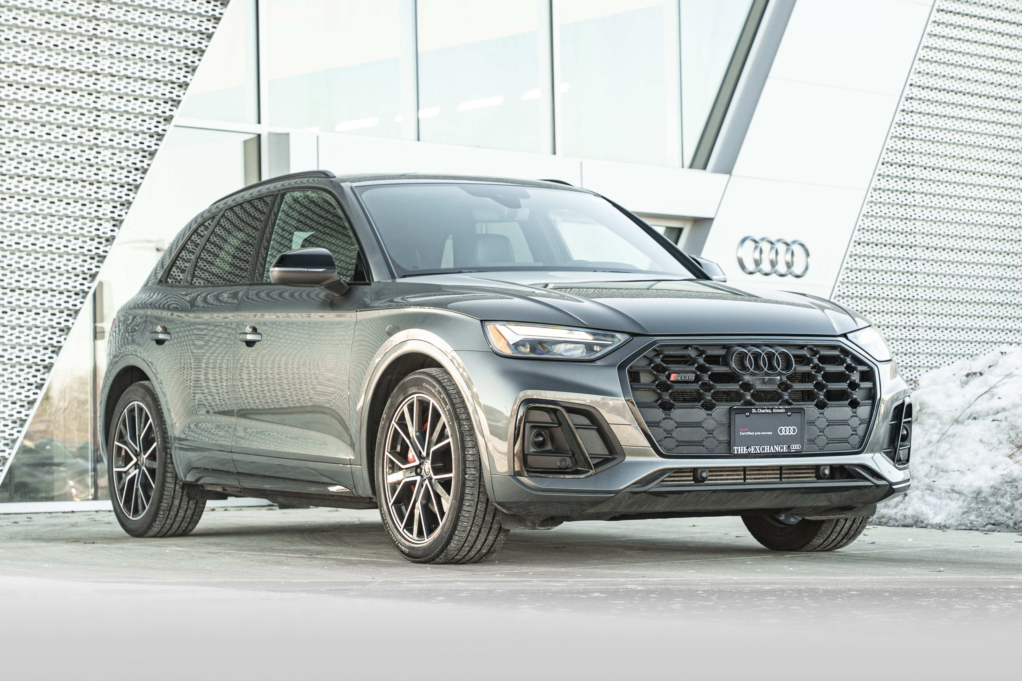 Certified 2022 Audi SQ5 Premium Plus w/ Premium Plus Package image 1