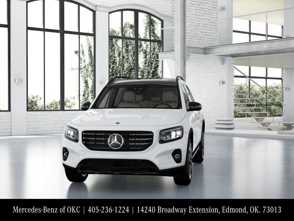 Used 2026 Mercedes-Benz GLB 250 4MATIC image 42