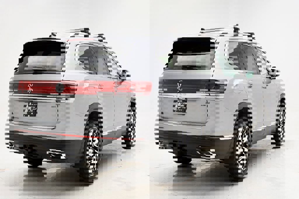 Used 2024 Volkswagen Atlas SEL image 8