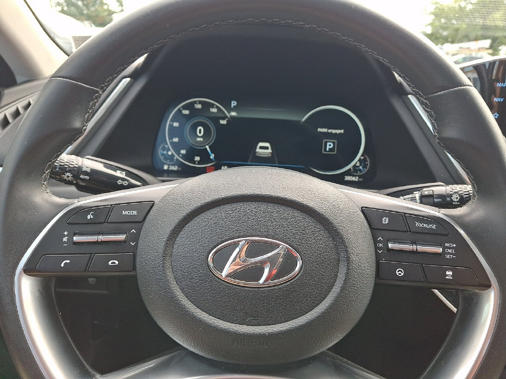 Certified 2023 Hyundai Sonata SEL w/ Convenience Package FWD image 18