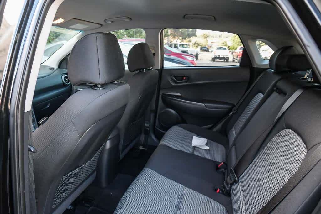 Used 2018 Hyundai Kona SEL FWD image 17