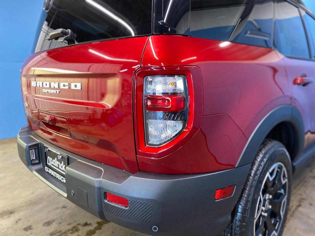 New 2025 Ford Bronco Sport Outer Banks w/ Outer Banks Tech Package+ image 13