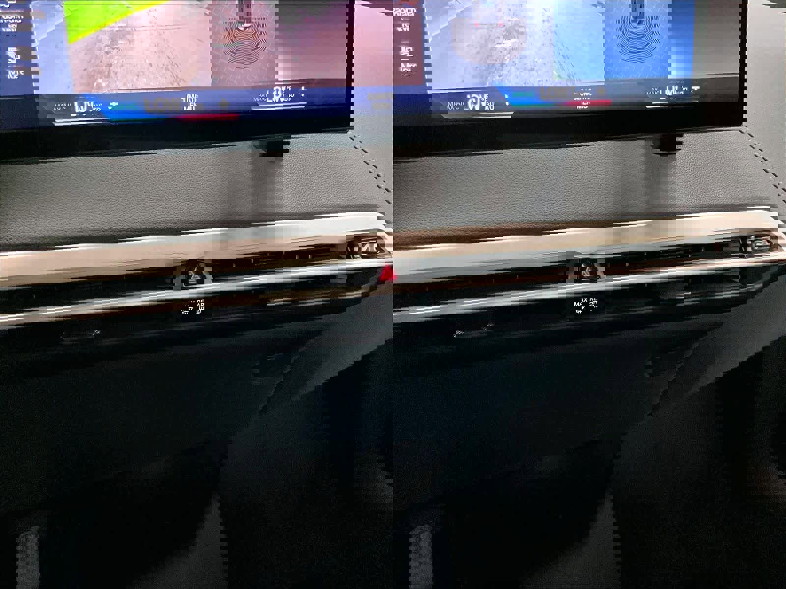 Certified 2022 BMW iX xDrive50 w/ Sport Package image 34