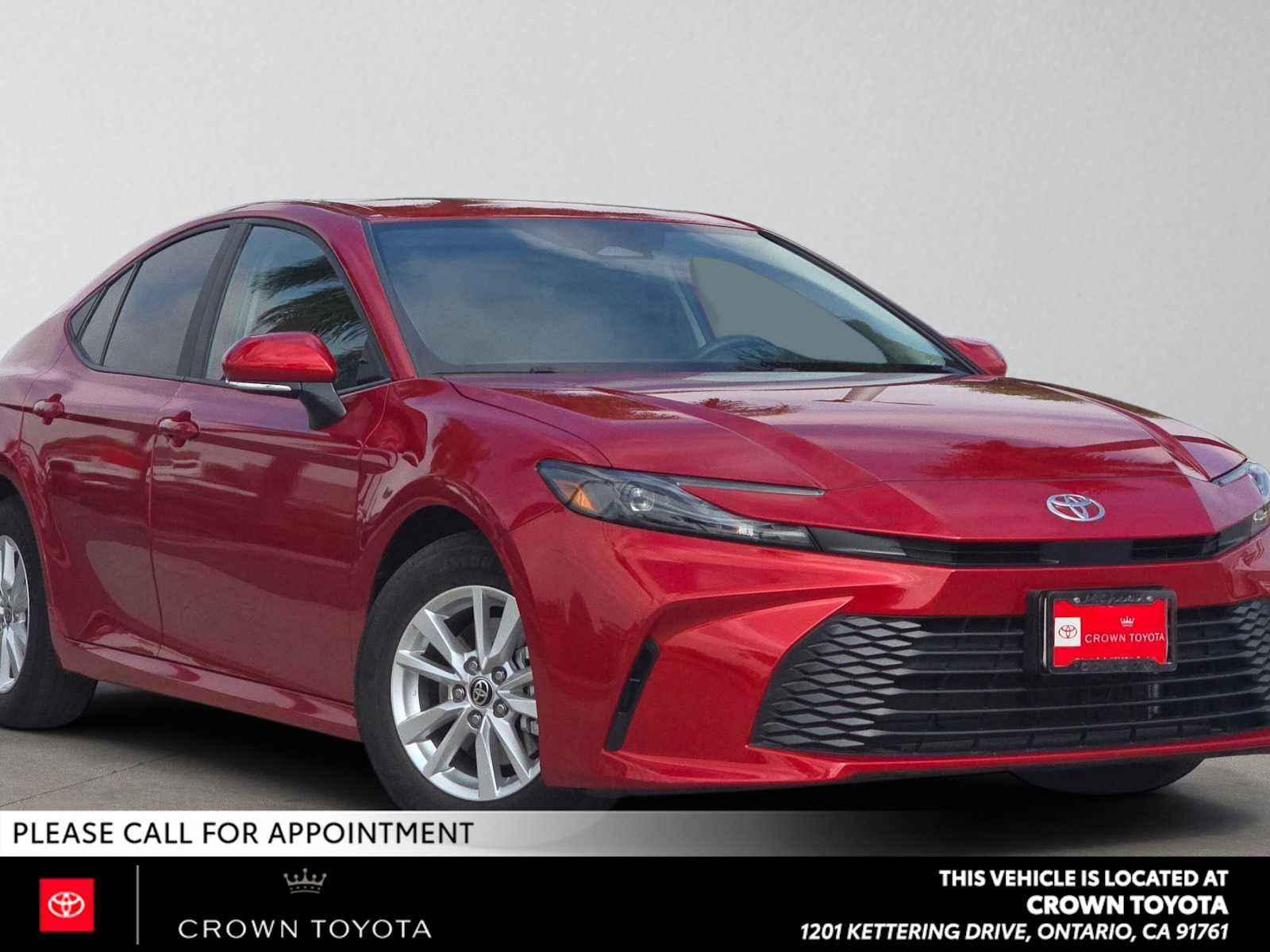 Certified 2025 Toyota Camry LE FWD image 1