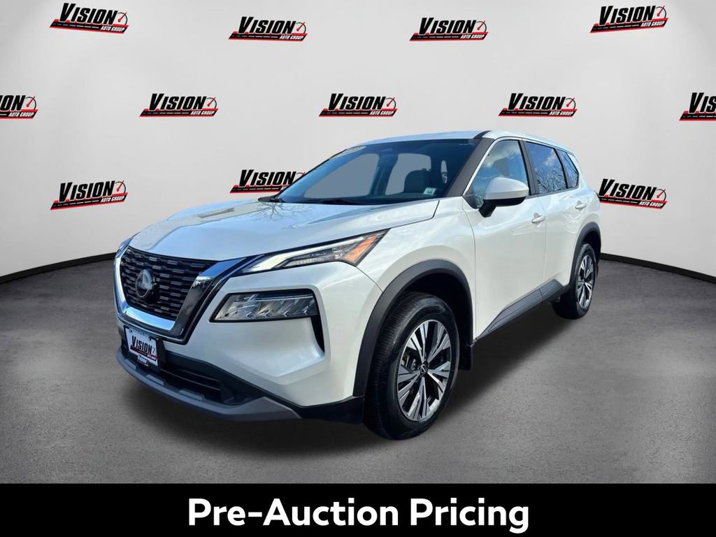 Used 2023 Nissan Rogue SV image 1