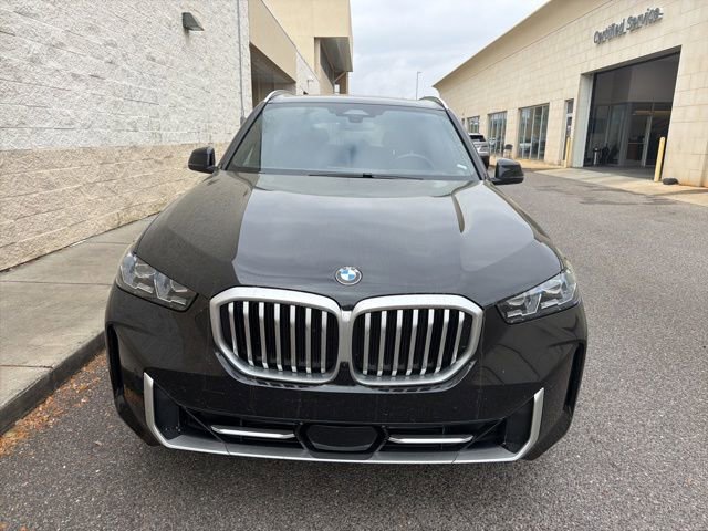 Used 2026 BMW X5 sDrive40i image 2