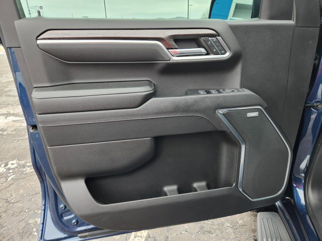 Used 2023 Chevrolet Silverado 1500 LTZ w/ LTZ Convenience Package II image 33