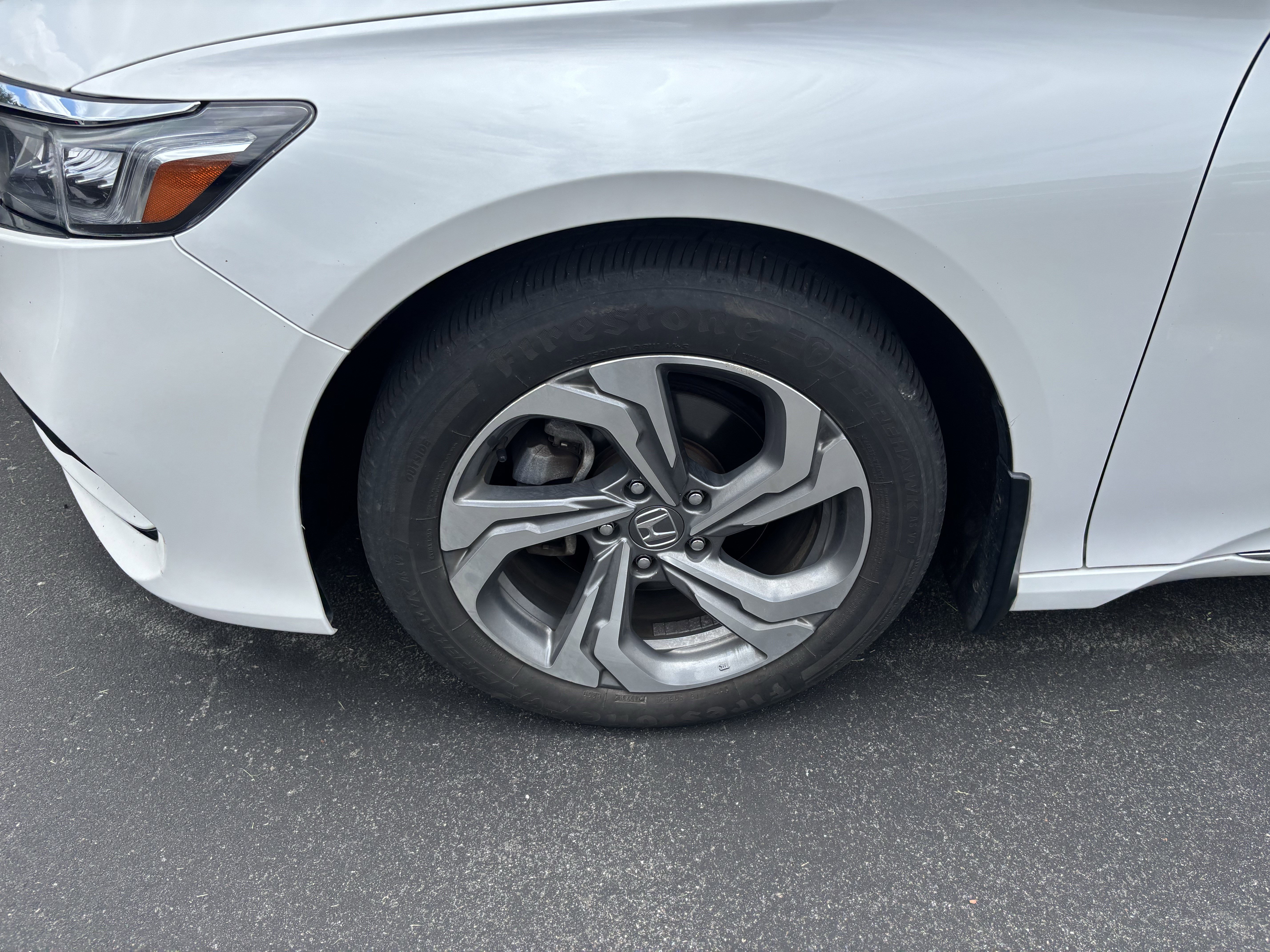 Used 2018 Honda Accord EX image 13
