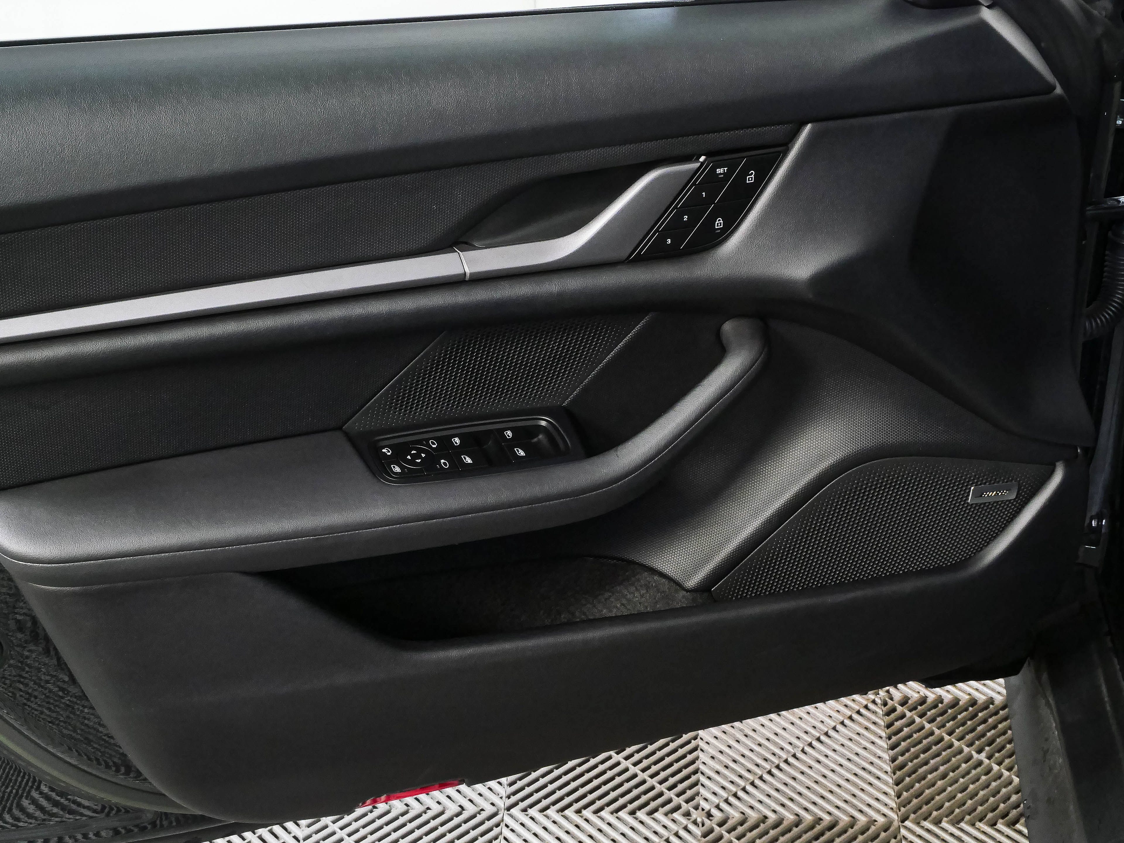 Certified 2023 Porsche Taycan RWD image 6