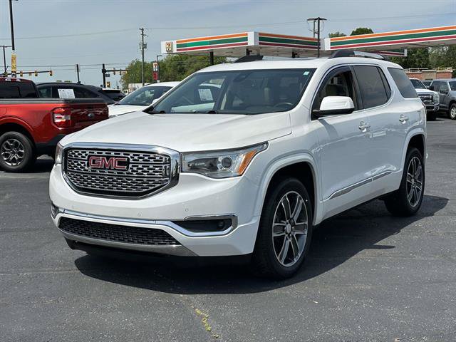 Used 2018 GMC Acadia Denali AWD/4WD image 6