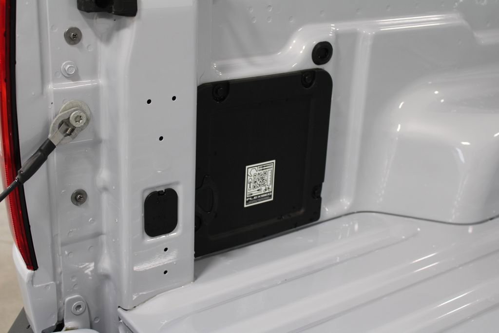 New 2025 Ford Maverick XLT image 17