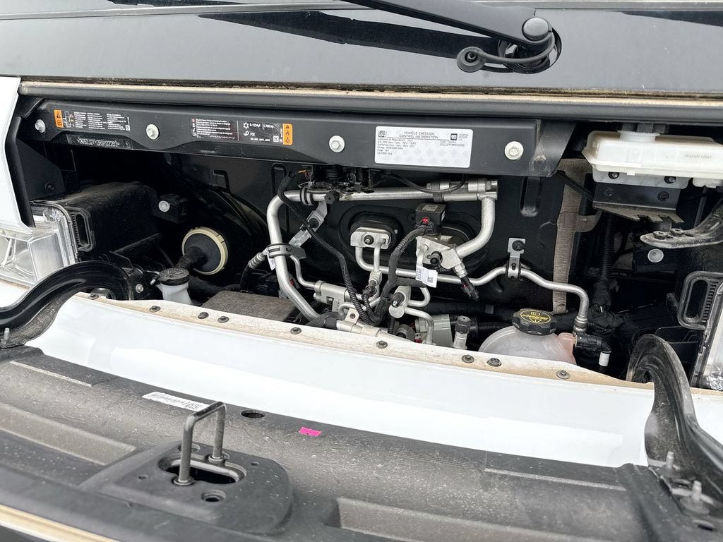 Used 2024 Chevrolet Brightdrop 400 w/ Commercial Equipment Package AWD/4WD image 13