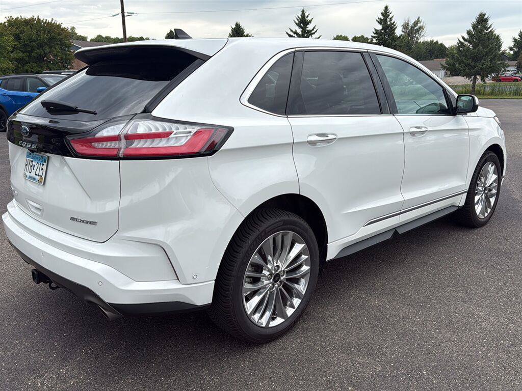 Used 2022 Ford Edge Titanium w/ Equipment Group 301A AWD/4WD image 6