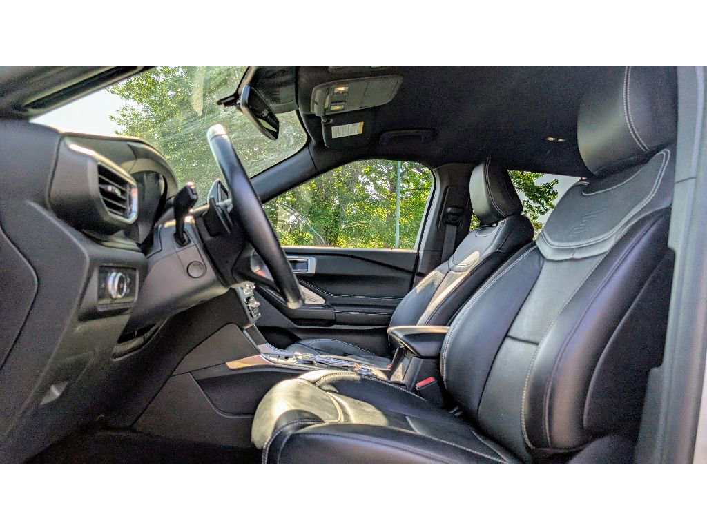 Used 2020 Ford Explorer ST w/ Premium Technology Package image 14