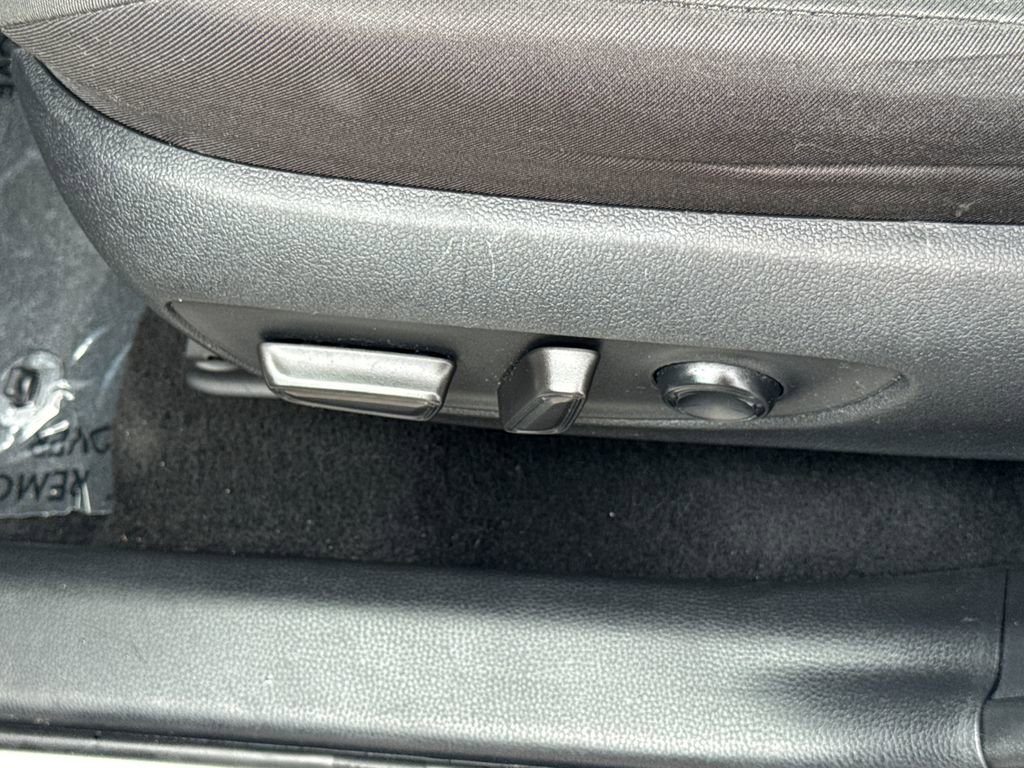 Used 2019 Toyota RAV4 XLE w/ Convenience Package AWD/4WD image 47
