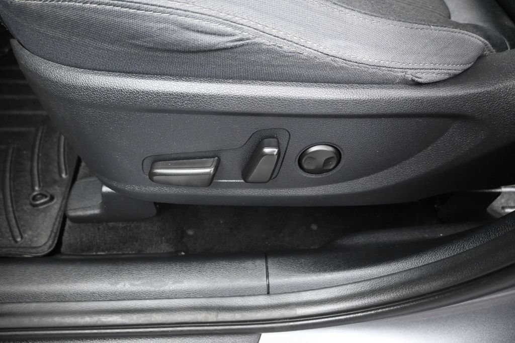 Used 2019 Hyundai Santa Fe SEL FWD image 22