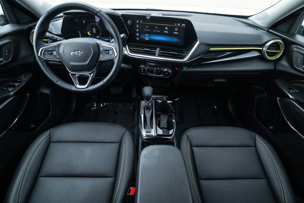 Used 2025 Chevrolet Trax ACTIV w/ Driver Confidence Package image 12