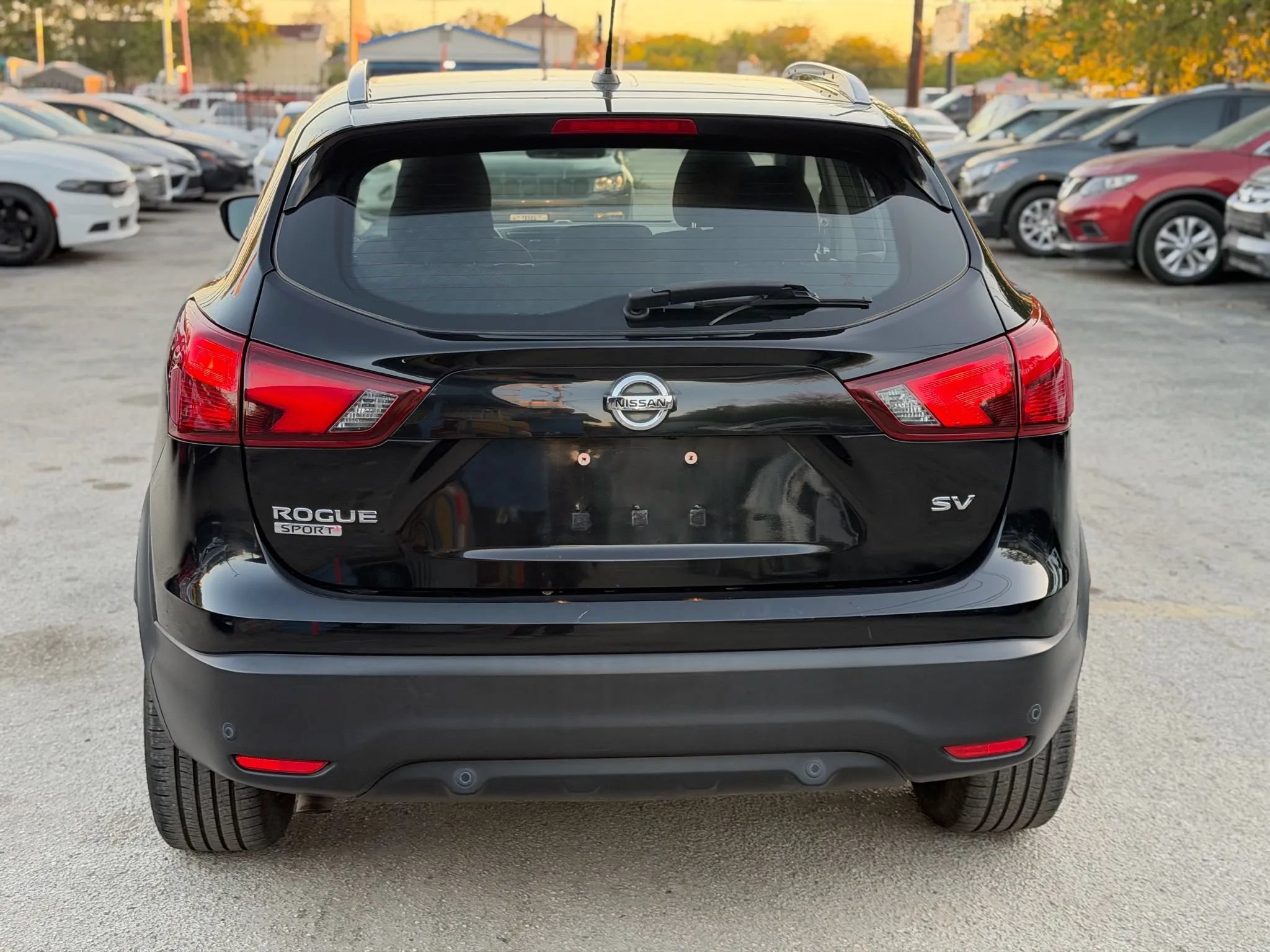 Used 2019 Nissan Rogue Sport SV FWD image 8