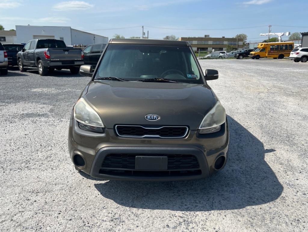 Used 2012 Kia Soul + image 2