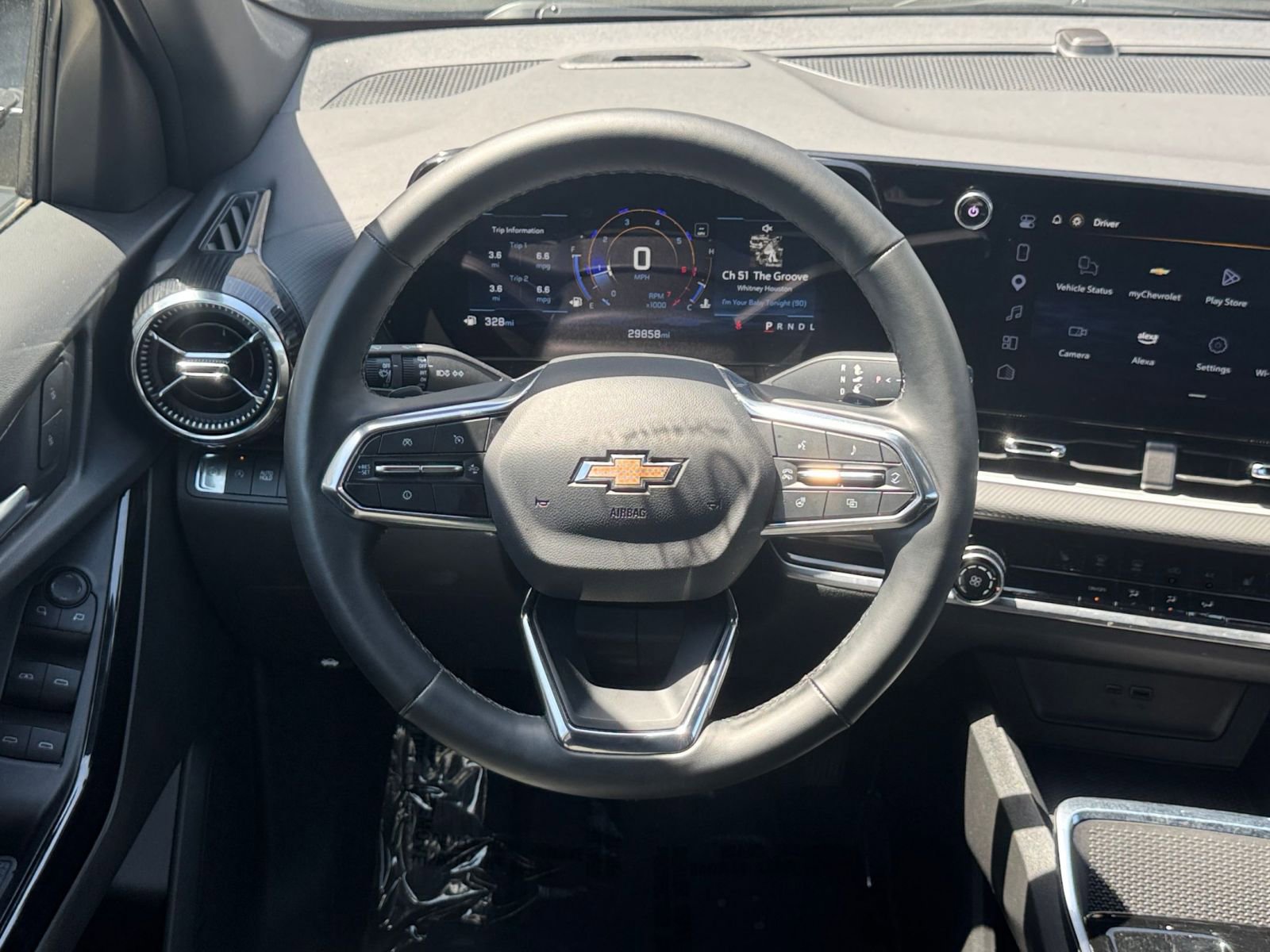 Used 2025 Chevrolet Equinox LT FWD image 29