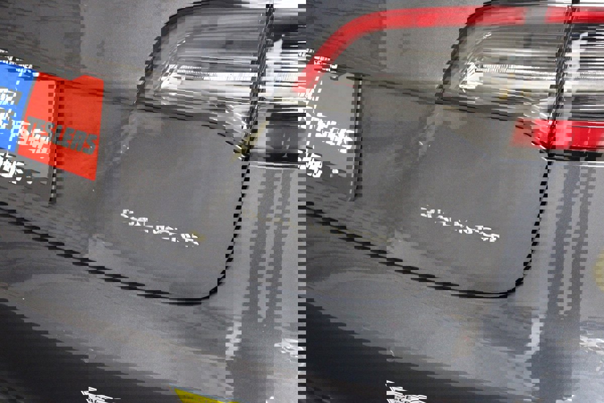 Used 2022 Tesla Model 3 Long Range image 4