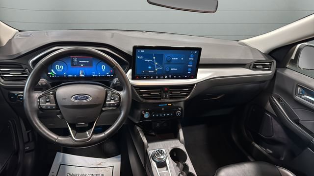 Used 2024 Ford Escape Platinum image 9