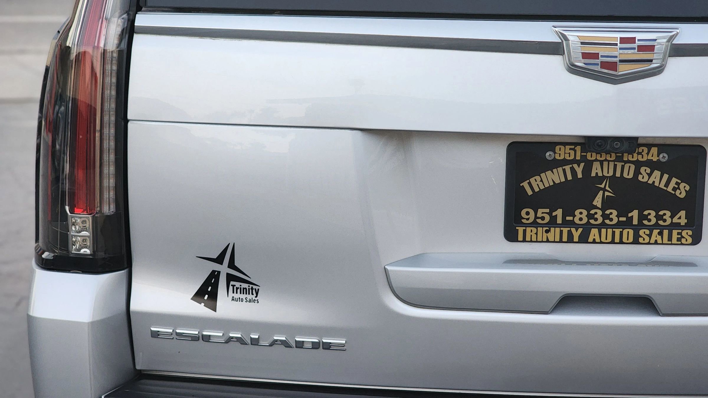 Used 2020 Cadillac Escalade Platinum image 5