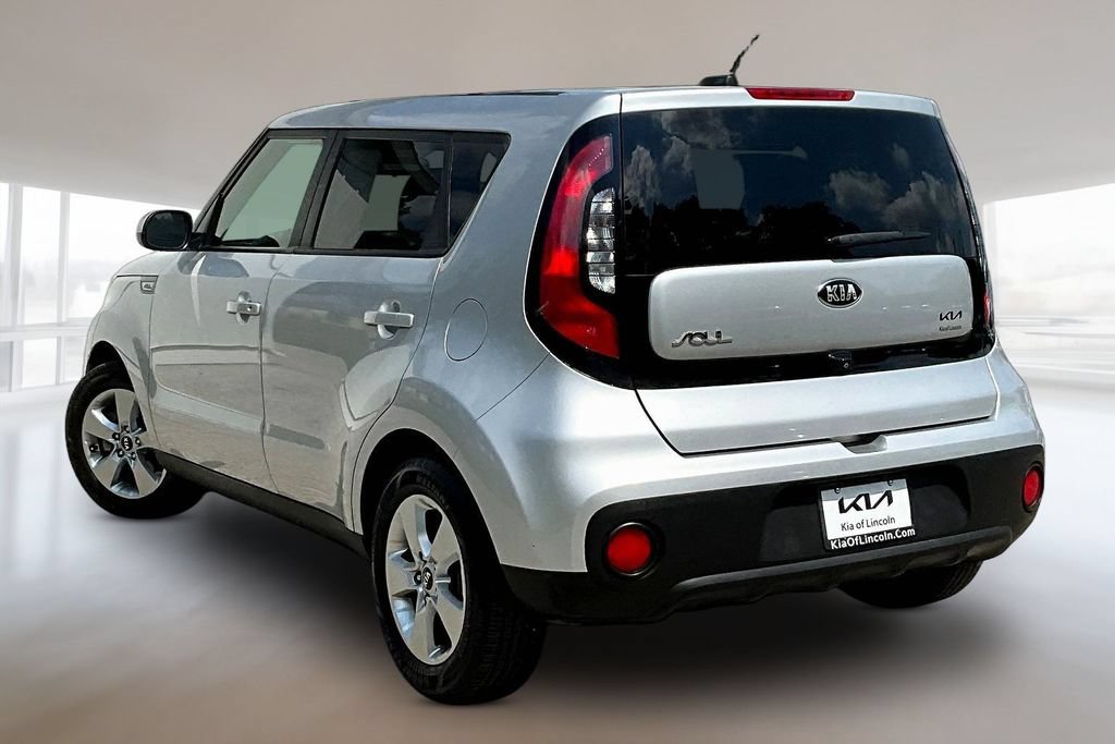 Used 2017 Kia Soul w/ Convenience Package FWD image 4