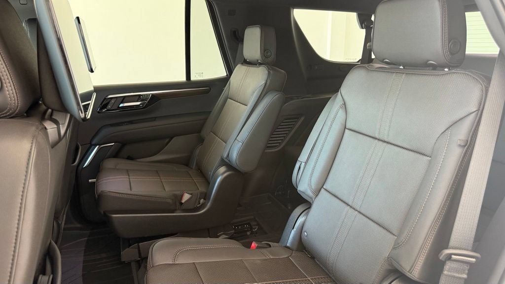 New 2026 Chevrolet Tahoe High Country AWD/4WD image 36